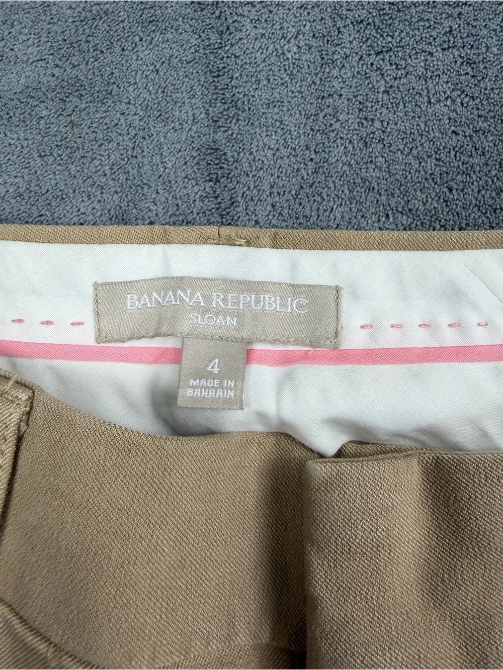 Banana Republic woman’s Tan Slim Chinos Sloan size 4